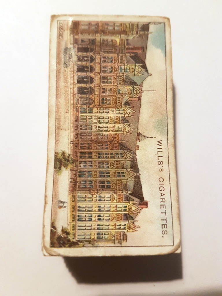 Photo of the front of these Gems of Belgian Architecture cigarette cards