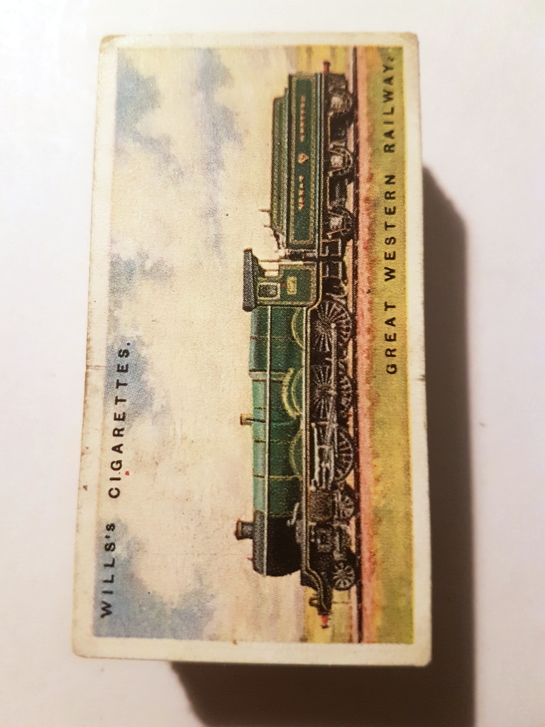 Photo of the front of these Railway  Engines (1924) cigarette cards