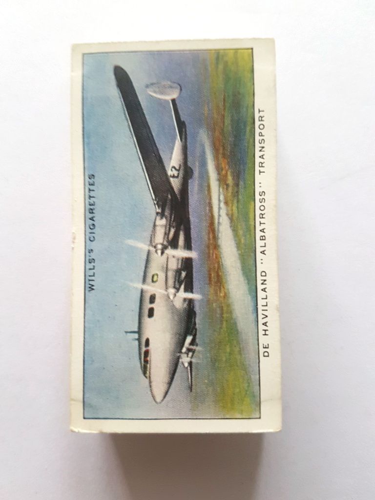 Photo of the front of these Speed (1938) cigarette cards