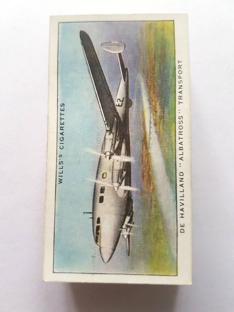 Photo of the front of these Speed (1938) cigarette cards