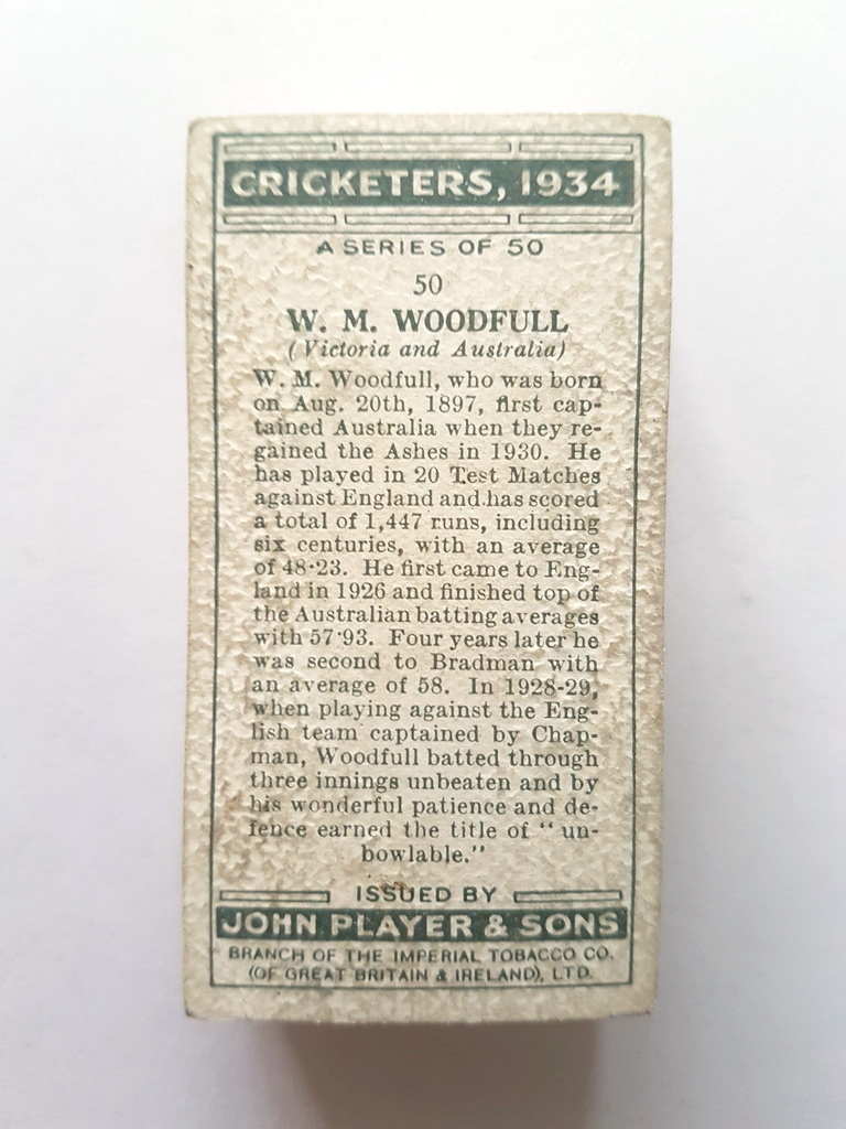 Photo of the back of these Cricketers, 1934 cigarette cards