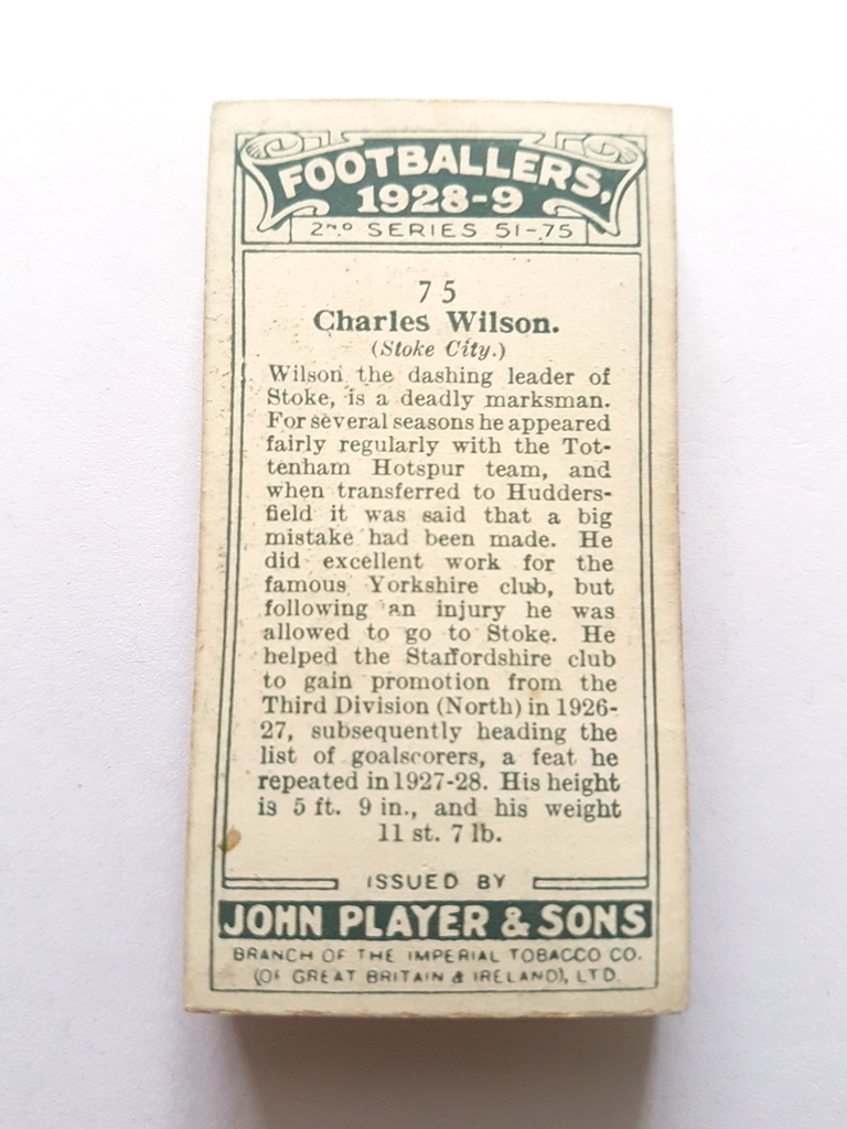 Photo of the back of these Footballers 1928-9 cigarette cards