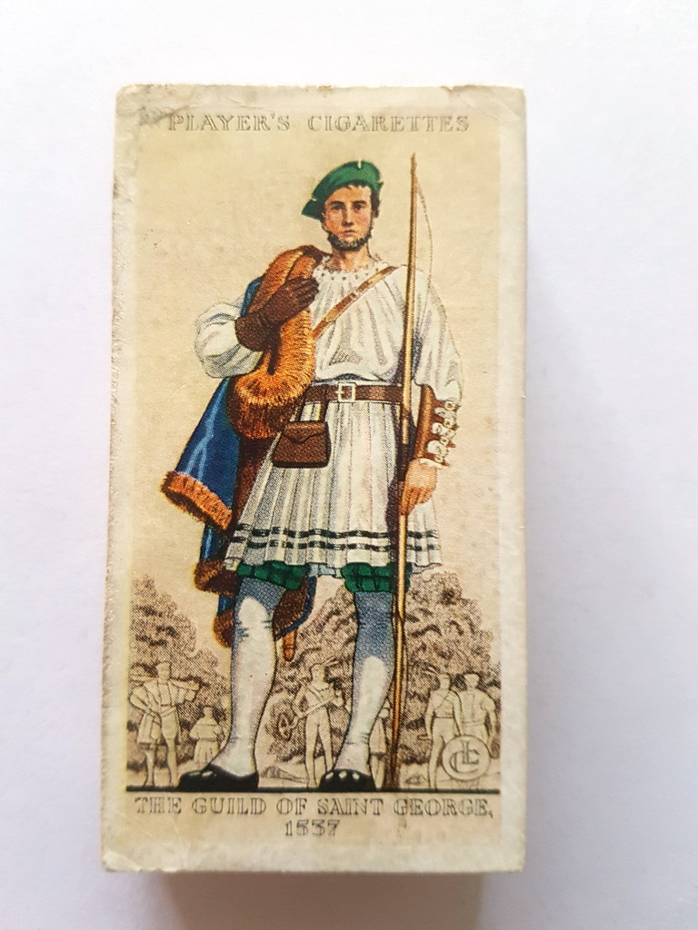 Photo of the front of these Uniforms of the Territorial Army cigarette cards