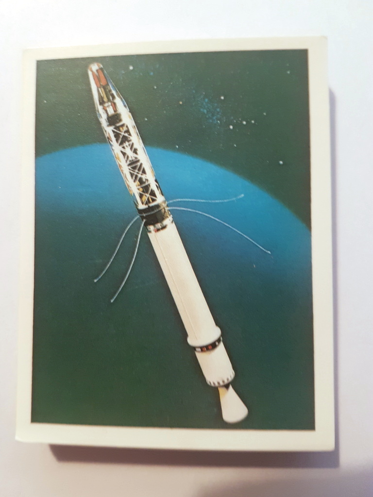 Photo of the front of these Exploration of Space cigarette cards