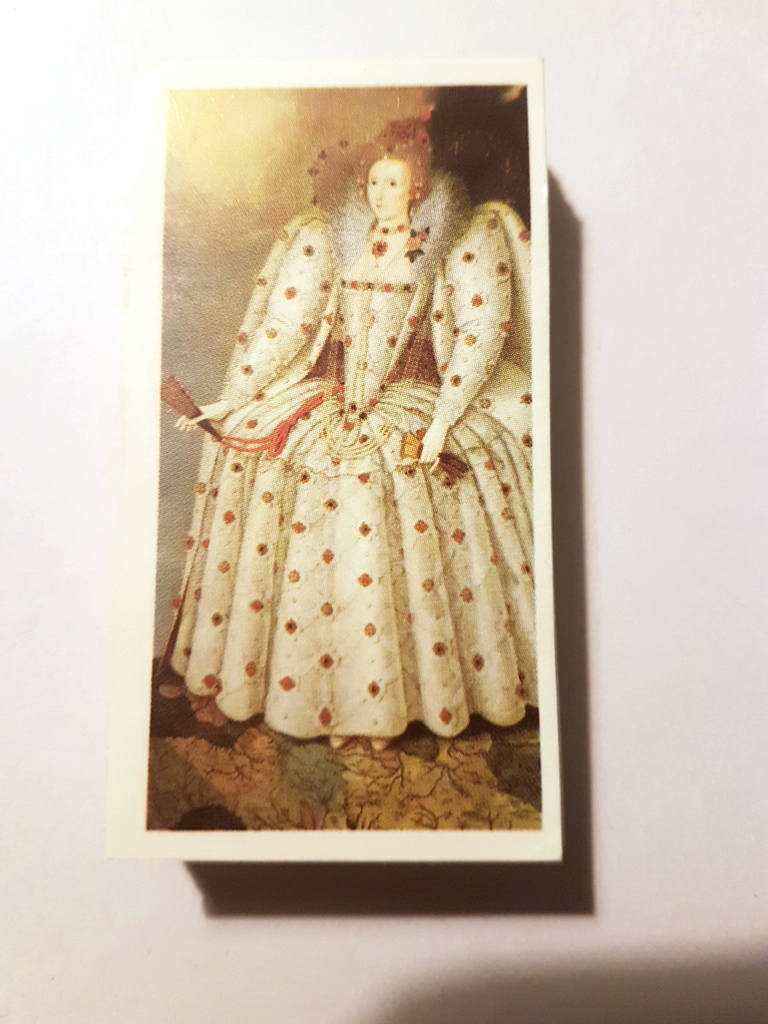 Photo of the front of these Queen Elizabeth I - Queen Elizabeth II tea cards