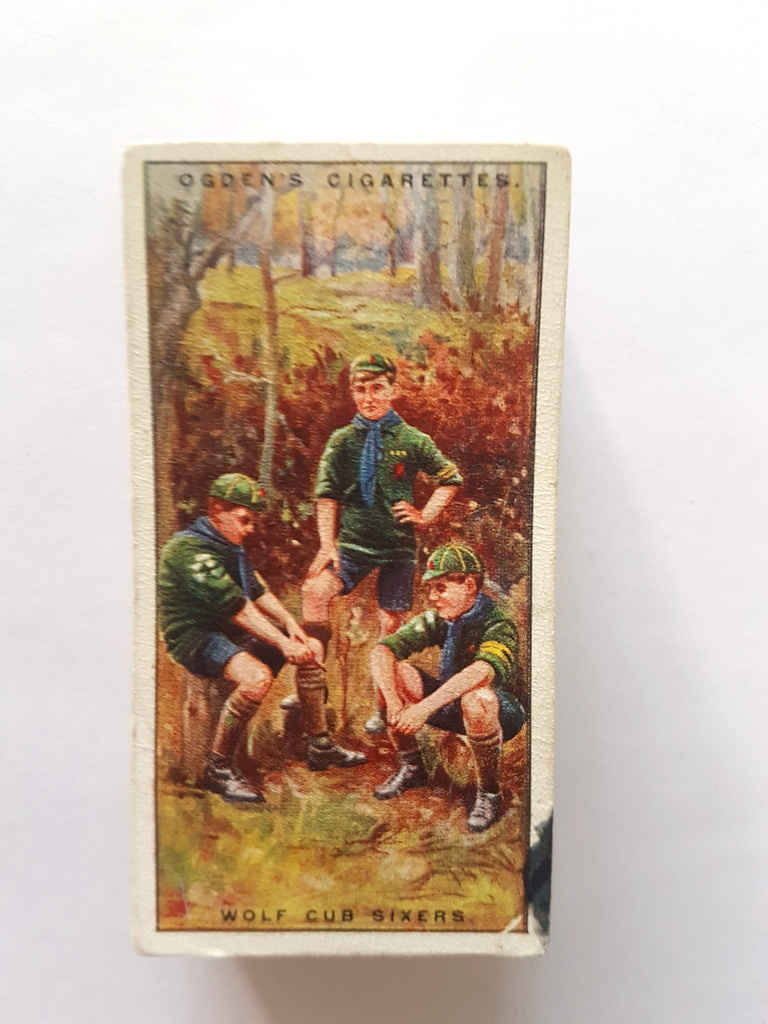 Photo of the front of these Boy Scouts (1929) cigarette cards