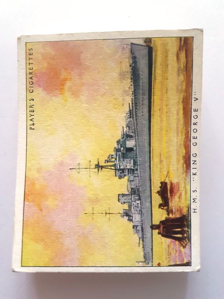 Photo of the front of these British Naval Craft cigarette cards